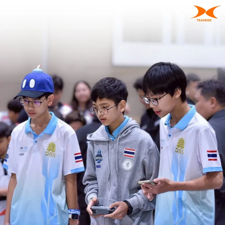 เสื้อมหาลัย/โรงเรียน